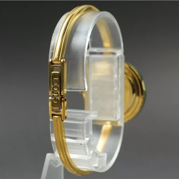GUCCI LUXURY Bracelet Watch - Picture 8 of 9
